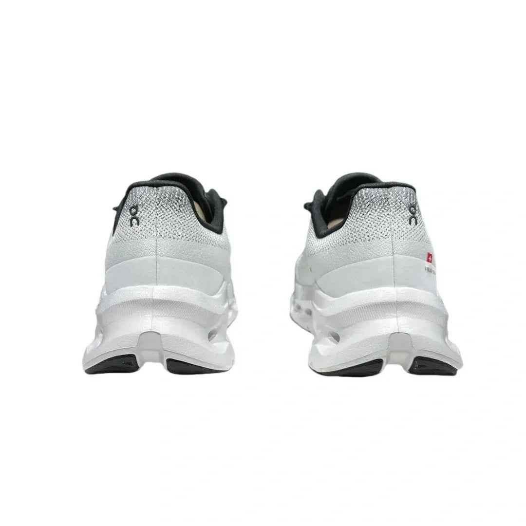 Cloudtilt Black/Ivory