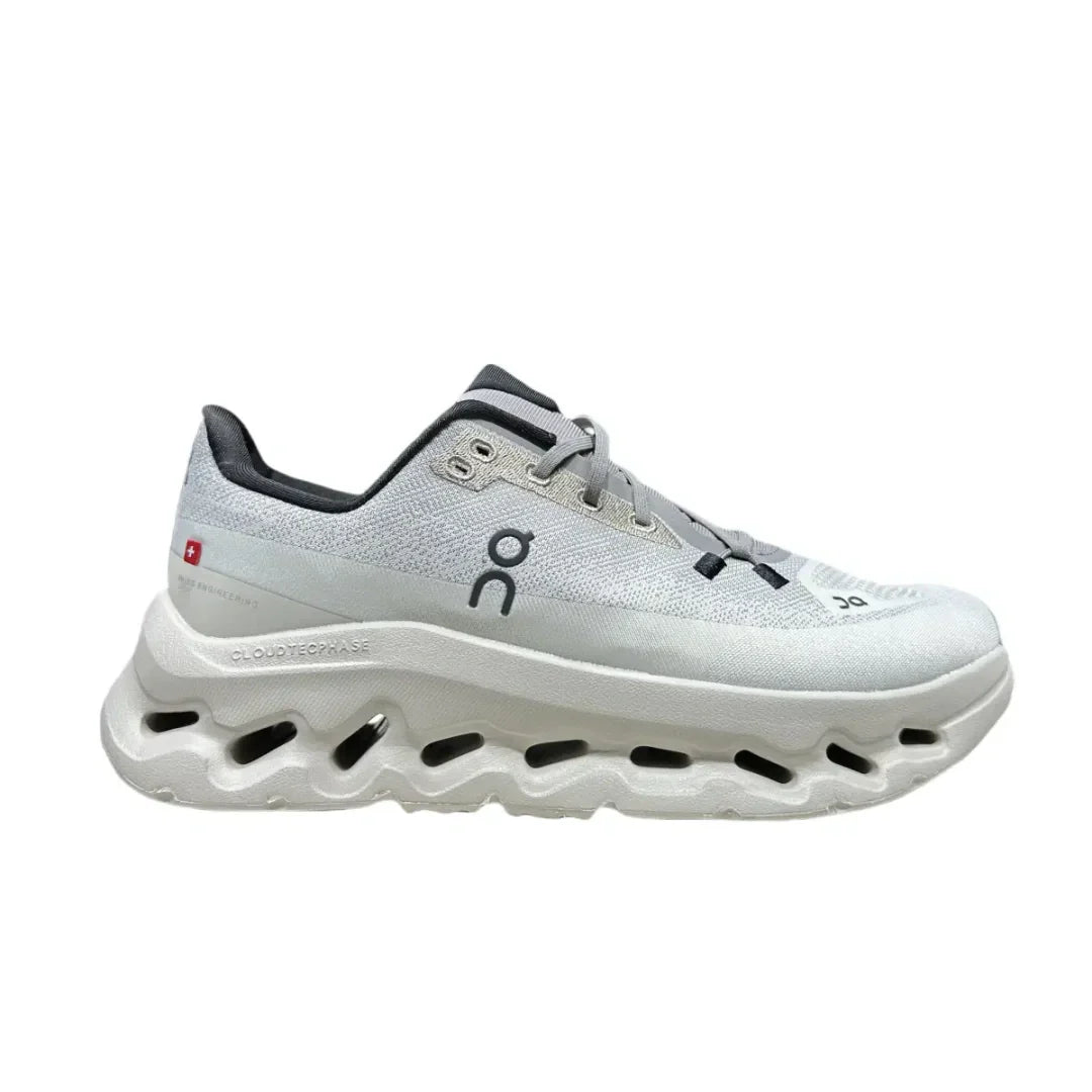 Cloudtilt  Light Gray/Black