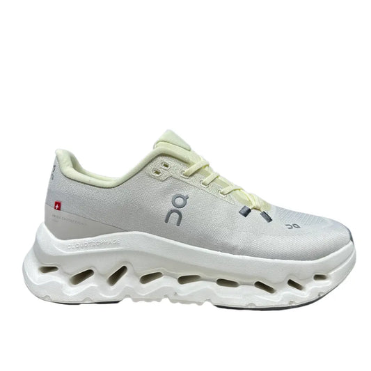 Cloudtilt  Light Gray/Yellow