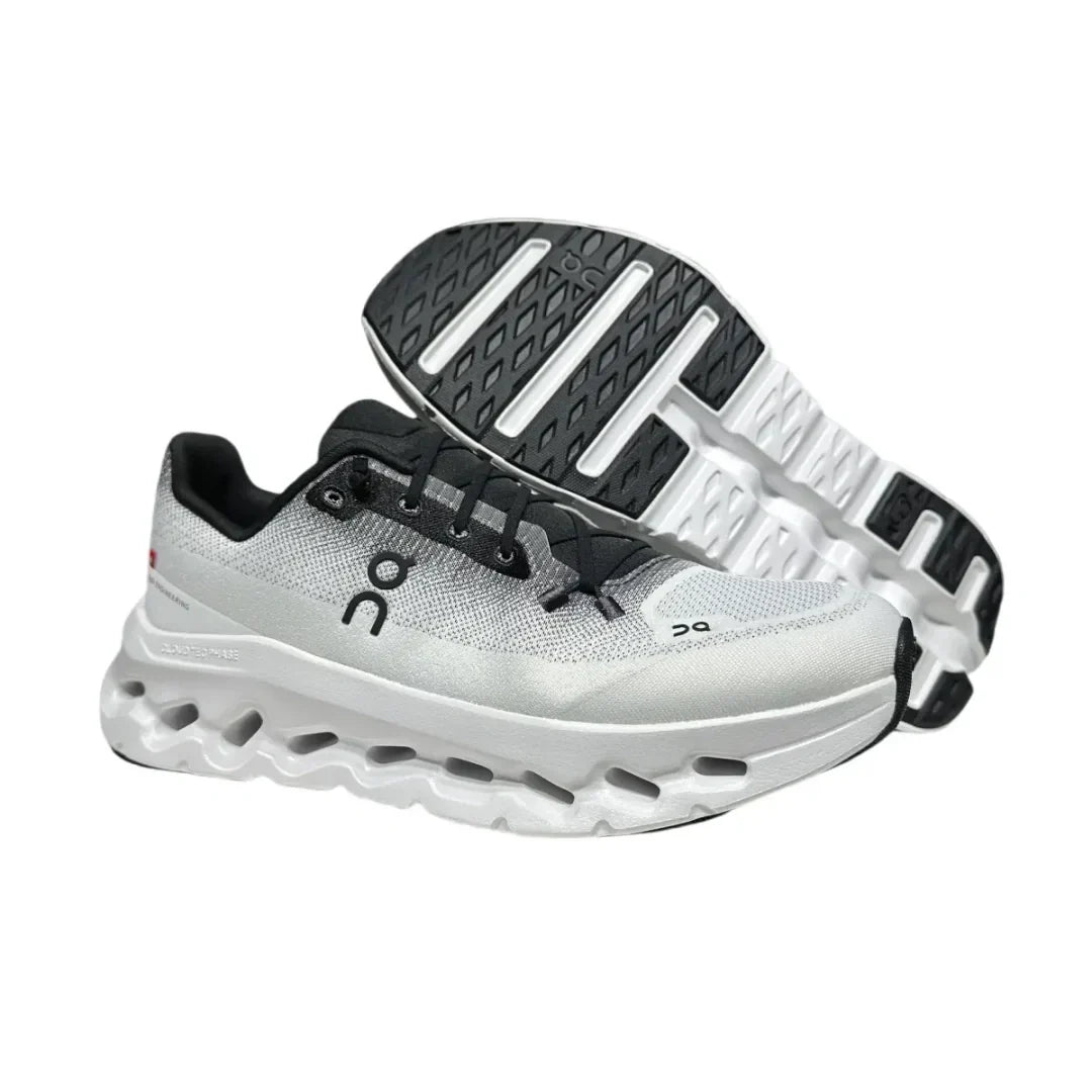 Cloudtilt Black/Ivory