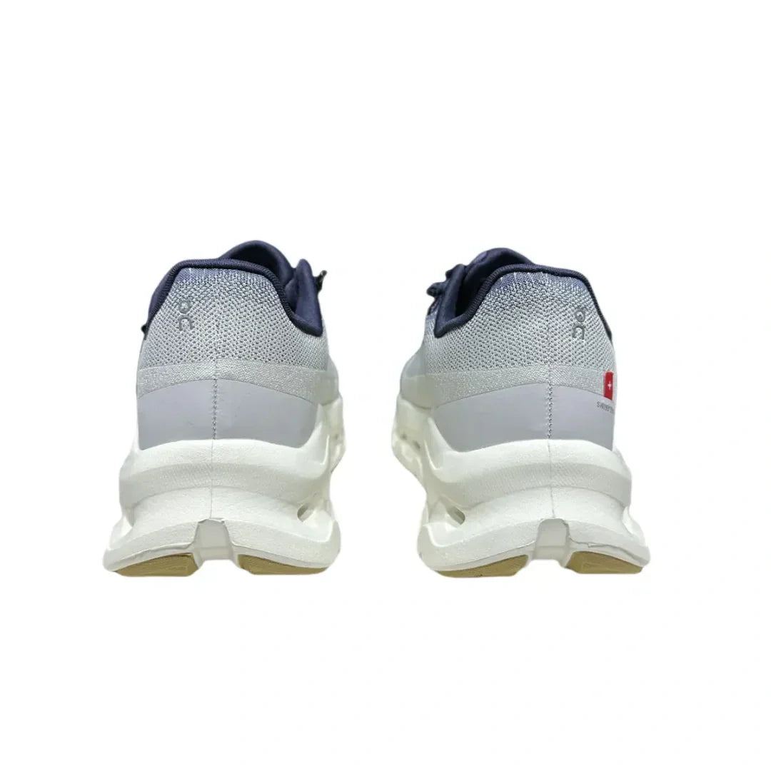 Cloudtilt  Black/Ivory