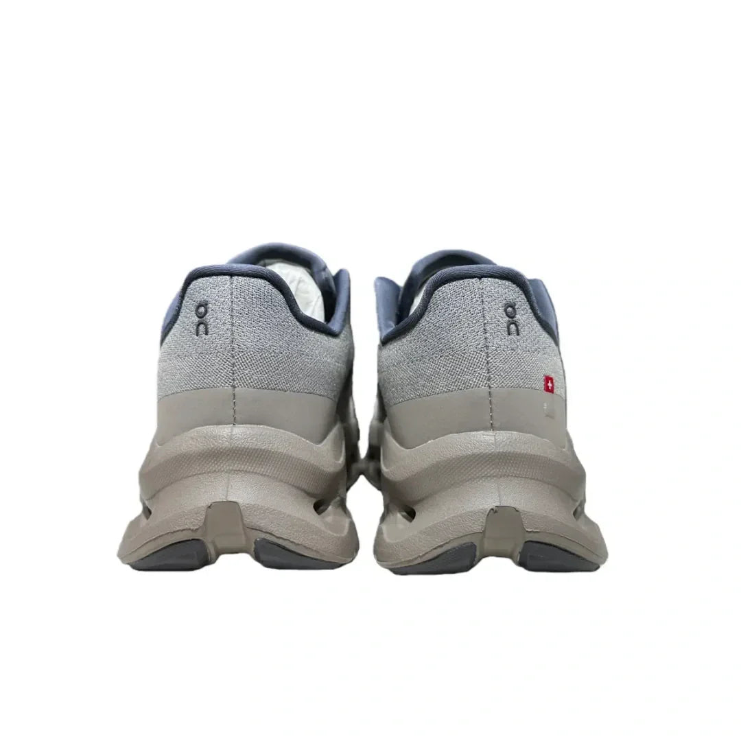 Cloudtilt  Black/Gray